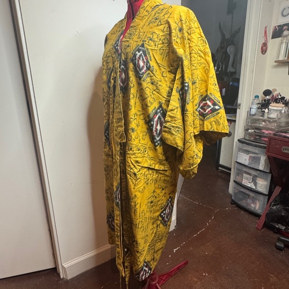 Yellow Patterned Women's Kimono Robe - Picture 4 of 6